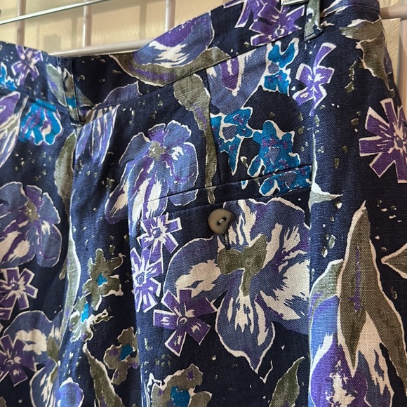 Vintage linen floral print Bermuda shorts by Collection Point of View - Picture 6 of 7